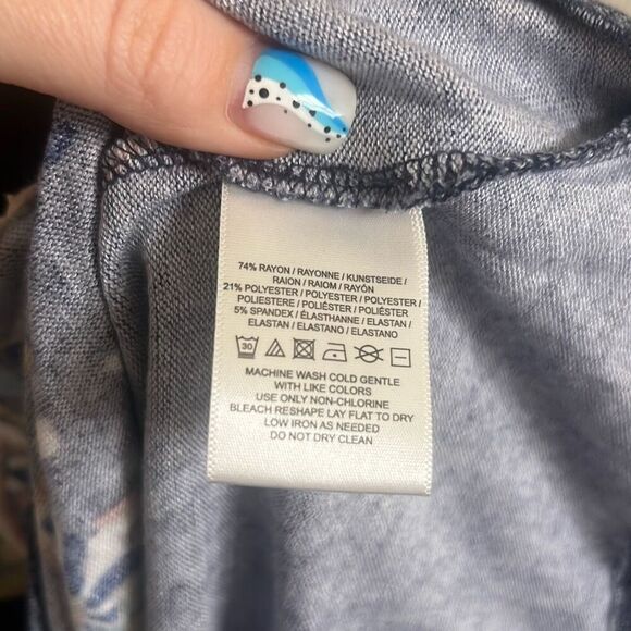 ✨ANTHROPOLOGIE Top Jacaranda Draped Neckline Floral Sz Medium ✨ - Picture 9 of 9